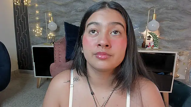 Snapshot of lilithst_ chatting on 12-17-25, 08:48 lilithst online show from 12-17-25, 08:48