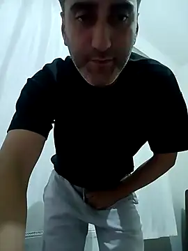 Snapshot of ahmetblk95 chatting on 10-23-25, 09:13 ahmetblk95 online show from 10-23-25, 09:13