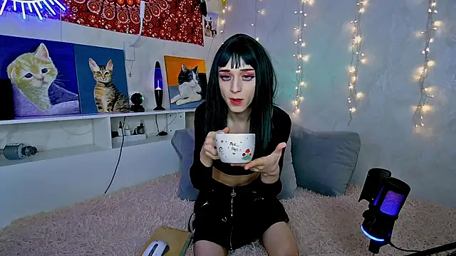 whoalexxa online show from 11-30-25, 12:09