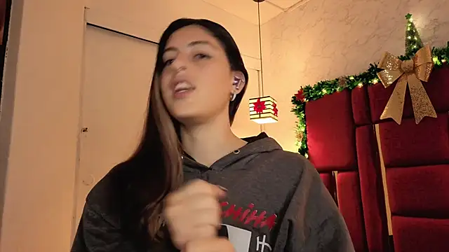 Snapshot of moon_winy chatting on 12-03-25, 11:41 moon winy online show from 12-03-25, 11:41