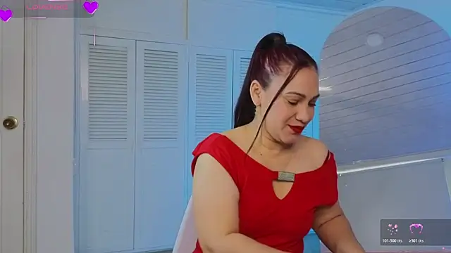 Snapshot of RubieBlaze chatting on 11-28-25, 07:49 RubieBlaze online show from 11-28-25, 07:49