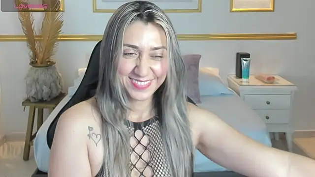 Snapshot of karlyy_ chatting on 11-11-25, 07:25 karlyy online show from 11-11-25, 07:25