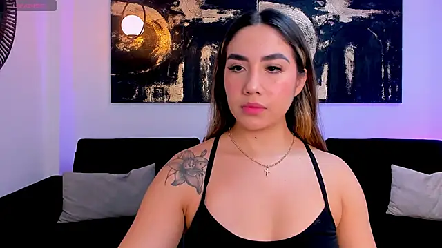 Snapshot of AnnieMonroe1 chatting on 12-19-25, 02:24 AnnieMonroe1 online show from 12-19-25, 02:24