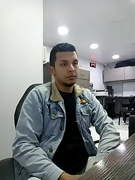 Snapshot of Master_Connor_BDSM chatting on 10-24-25, 05:31 Master Connor BDSM online show from 10-24-25, 05:31