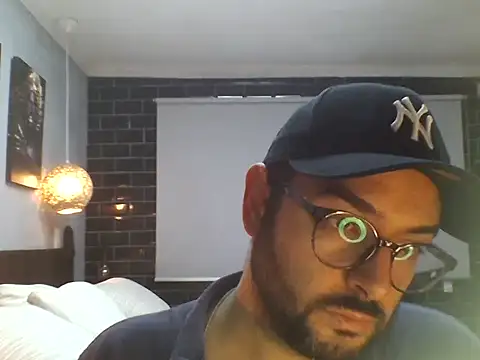 RickdeSP online show from 11-18-25, 06:12