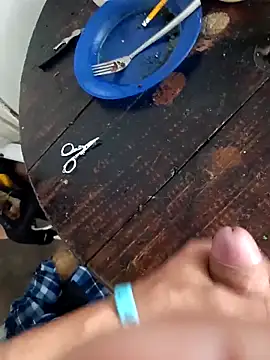 Crisjo29 online show from 03-12-26, 03:07