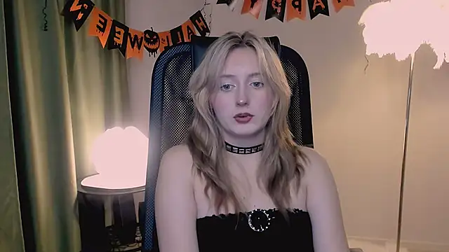 ScarlettScril online show from 11-04-25, 01:21