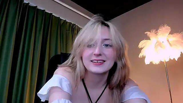 ScarlettScril online show from 11-23-25, 07:30