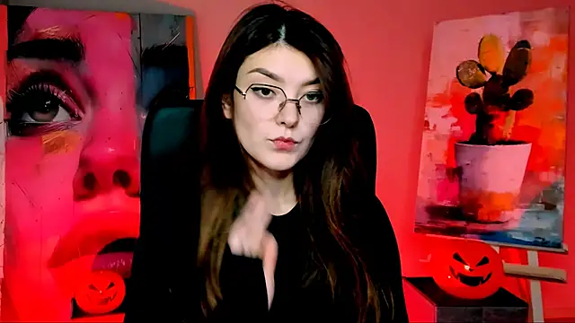 Snapshot of AnaSteisher chatting on 10-24-25, 01:18 AnaSteisher online show from 10-24-25, 01:18