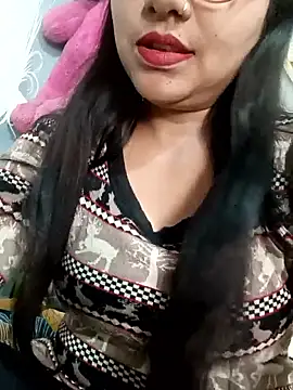 Vanshika1432 online show from 11-18-25, 07:13