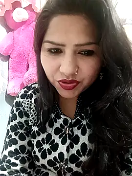 Vanshika1432 online show from 01-11-26, 06:18