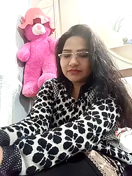 Vanshika1432 online show from 01-13-26, 05:35