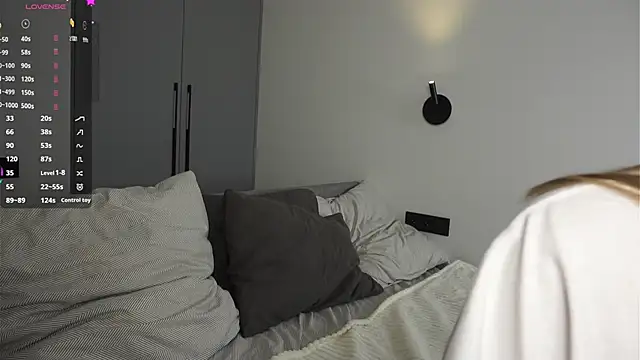 Snapshot of BrynnHolverson chatting on 12-01-25, 07:19 BrynnHolverson online show from 12-01-25, 07:19