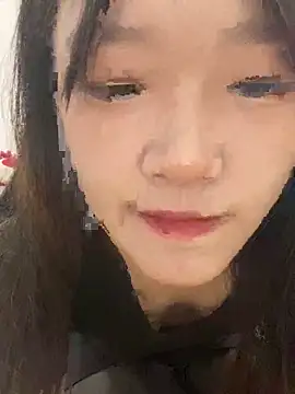 Snapshot of RanRan68 chatting on 12-17-25, 04:35 RanRan68 online show from 12-17-25, 04:35