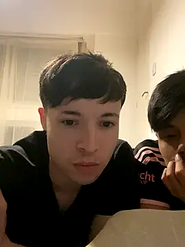 Gayunidos online show from 10-18-25, 06:26