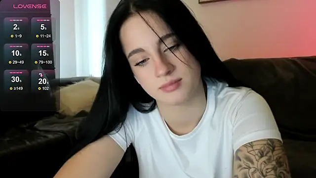 Snapshot of LexiSinnn chatting on 11-13-25, 07:18 LexiSinnn online show from 11-13-25, 07:18