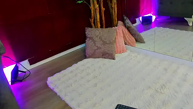 StepMomAnn online show from 10-29-25, 06:37