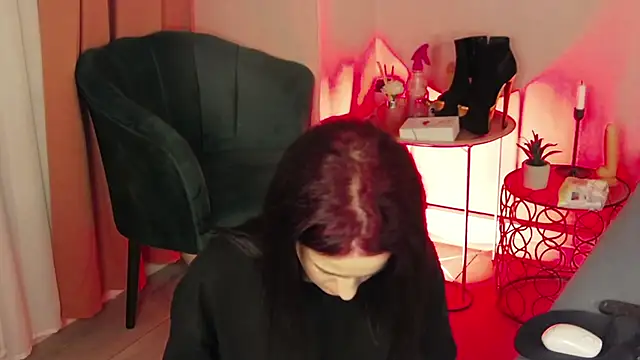 IzieCarter online show from 02-07-26, 06:06