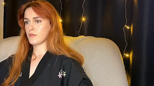 Snapshot of Veksal1a chatting on 11-08-25, 01:33 Veksal1a online show from 11-08-25, 01:33