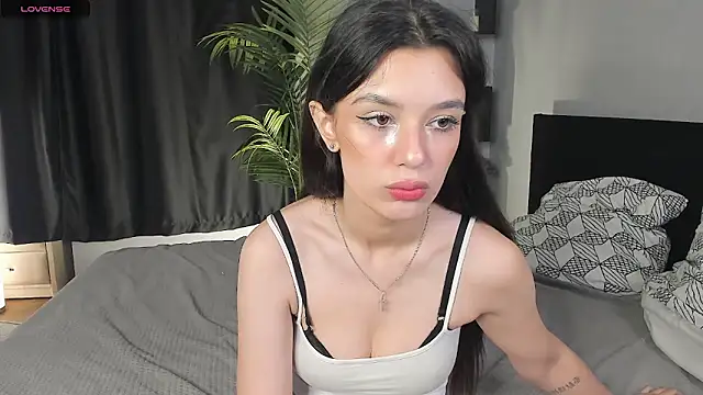 DemetraSadahiro online show from 11-29-25, 09:34