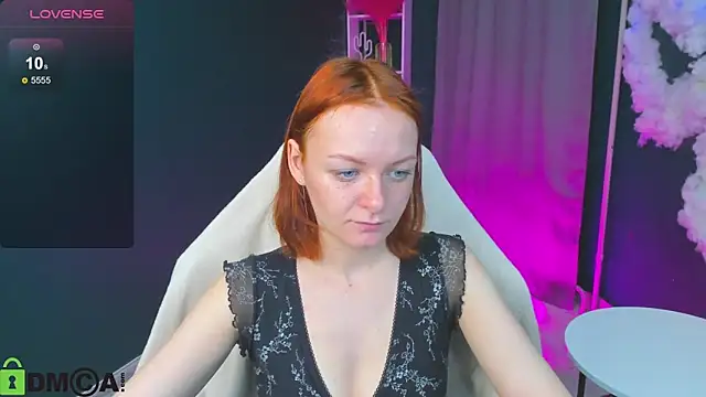 Snapshot of cherry_fever chatting on 10-17-25, 02:59 cherry fever online show from 10-17-25, 02:59