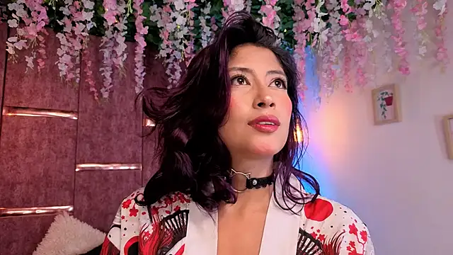 Snapshot of Rynka_ chatting on 11-09-25, 03:38 Rynka online show from 11-09-25, 03:38