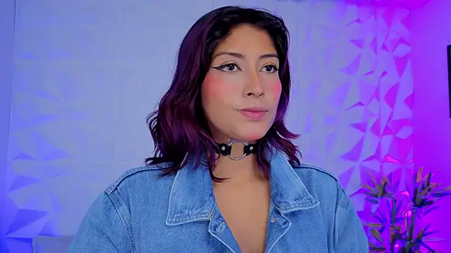 Snapshot of Rynka_ chatting on 12-04-25, 11:30 Rynka online show from 12-04-25, 11:30