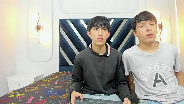 Snapshot of hoot_booys_ chatting on 11-20-25, 07:57 hoot booys online show from 11-20-25, 07:57