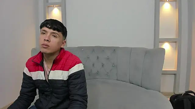 hoot booys  online show from 02-12-26, 08:26