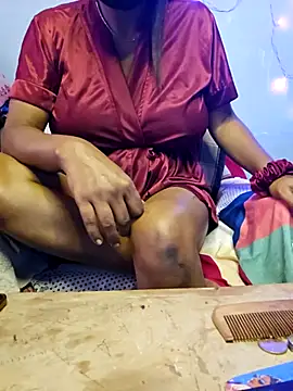 Snapshot of Desi_Maya69 chatting on 12-02-25, 08:08 Desi Maya69 online show from 12-02-25, 08:08