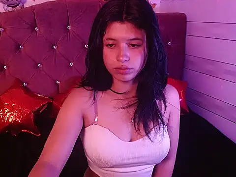 petite coral online show from 11-07-25, 05:02