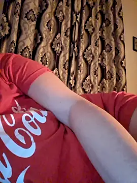 Ariana381 online show from 11-22-25, 09:25