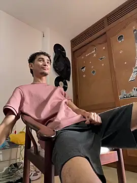 Snapshot of gsusss_feet chatting on 11-06-25, 06:31 gsusss feet online show from 11-06-25, 06:31