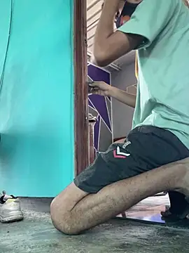 Snapshot of gsusss_feet chatting on 03-11-26, 04:46 gsusss feet online show from 03-11-26, 04:46