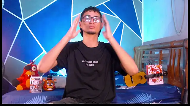 Snapshot of gsusss_feet chatting on 04-08-26, 03:12 gsusss feet online show from 04-08-26, 03:12