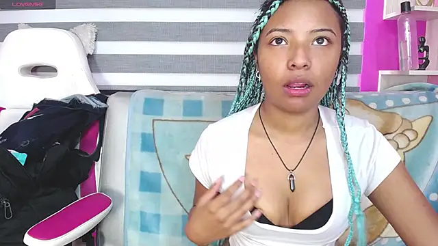 Zoe Rider online show from 12-22-25, 12:57