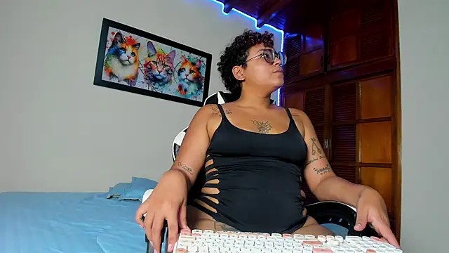 Snapshot of bellota_smitt chatting on 10-17-25, 07:16 bellota smitt online show from 10-17-25, 07:16