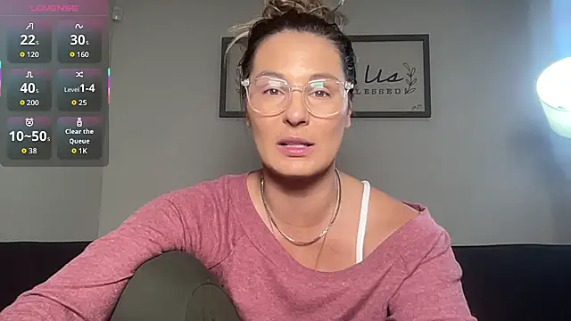 Snapshot of Mandyrheaa chatting on 12-01-25, 08:47 Mandyrheaa online show from 12-01-25, 08:47