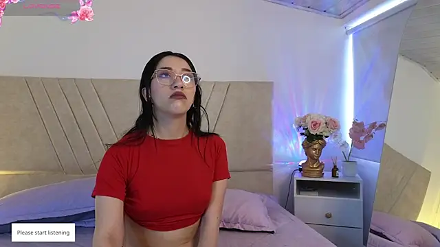 Snapshot of GabbieHill chatting on 12-14-25, 08:13 GabbieHill online show from 12-14-25, 08:13