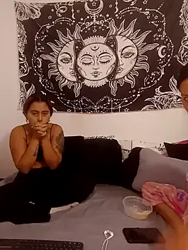 emily n abby online show from 03-04-26, 01:50