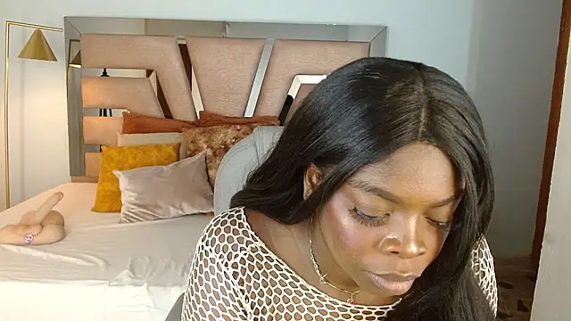 Snapshot of Maiacharris_ chatting on 11-07-25, 07:36 Maiacharris online show from 11-07-25, 07:36