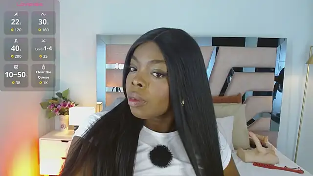 Snapshot of Maiacharris_ chatting on 12-16-25, 07:30 Maiacharris online show from 12-16-25, 07:30