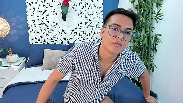 JohnBelRose online show from 11-17-25, 07:41