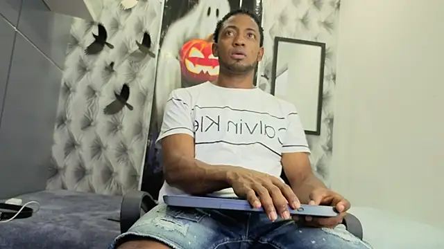 Stevenbrand online show from 10-24-25, 06:59