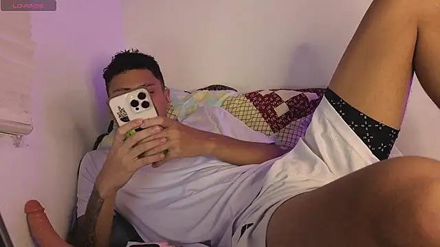 Anto Jasro online show from 11-29-25, 01:08