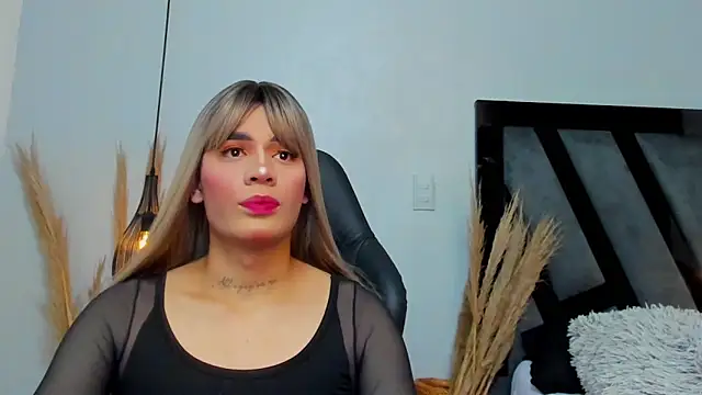 Amelia Brixton online show from 11-25-25, 06:35