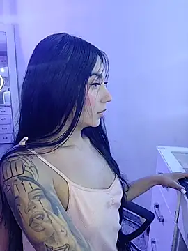 dulcefox21 online show from 11-18-25, 04:28