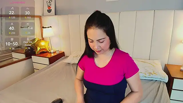 Snapshot of Alanawestt chatting on 11-10-25, 08:19 Alanawestt online show from 11-10-25, 08:19