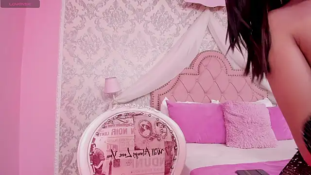 GabrielaSuarez online show from 11-12-25, 12:49