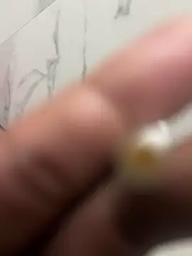 Snapshot of vinospark143 chatting on 11-29-25, 10:02 vinospark143 online show from 11-29-25, 10:02